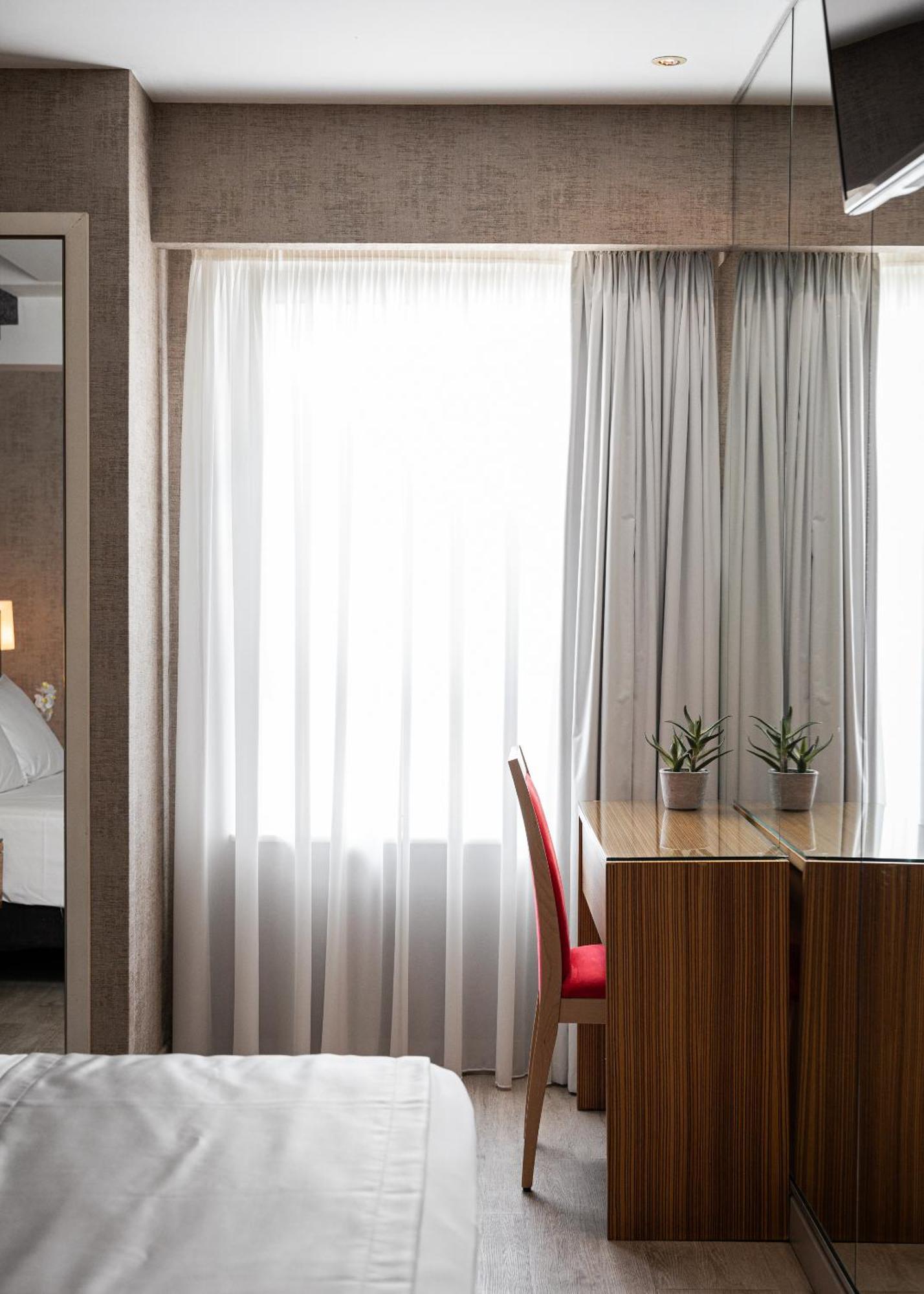 Lacoba Hotel (Adults Only) Atina Dış mekan fotoğraf